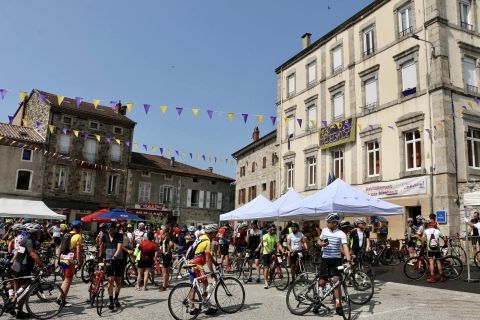 La Place le jour de l'Ardéchoie