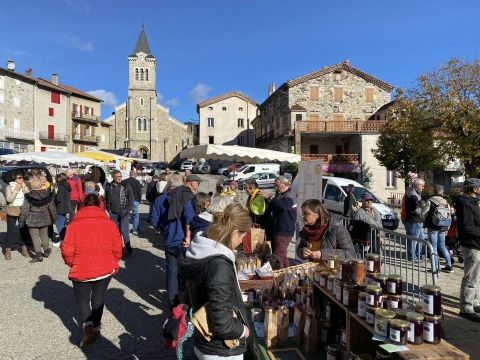 La Place le jour de la foire du 11 Novembre